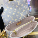 Louis Vuitton Pochette Metis East West M12429 Gray